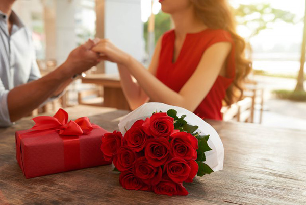 8 frequently asked questions about Valentine’s flowers