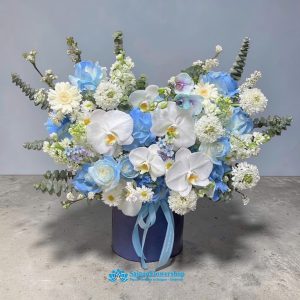 Blue flower basket as a birthday gift for my boyfriend