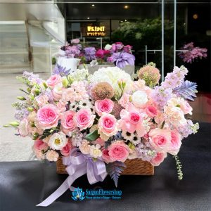 Send birthday flowers to your girlfriend in Saigon