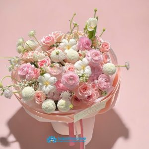 Beautiful bouquet of white and pink flowers