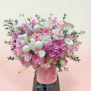 Florist saigon basket arrangements