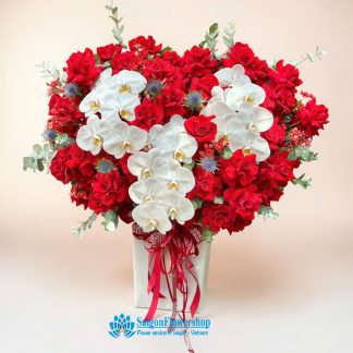 Flowers of love to celebrate an anniversary