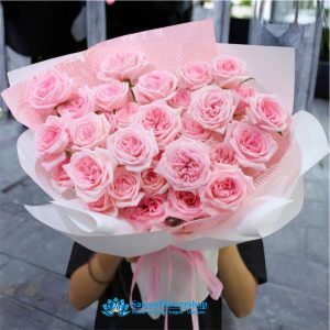 Luxury flower bouquet Saigon