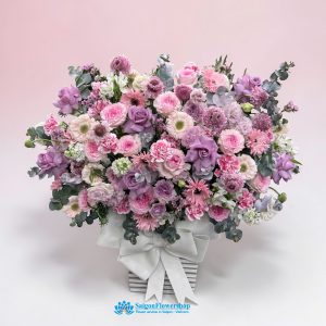 Luxury fresh flower basket in saigon