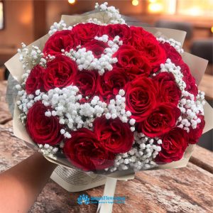 Order romantic rose bouquet Saigon same day