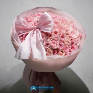 Romantic birthday bouquet
